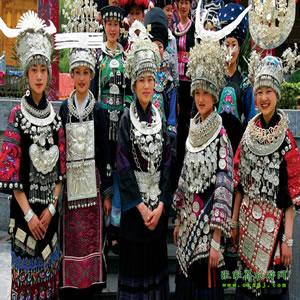 單獨(dú)成團(tuán)L線：（湘西風(fēng)情之旅）張家界、德夯大峽谷、鳳凰古城4天3晚獨(dú)立成團(tuán)游