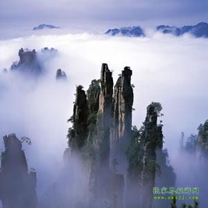 【長(zhǎng)沙往返線路3】：張家界、天子山、黃龍洞、天門(mén)仙山四日游