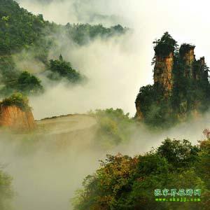 【喜樂拼團(tuán)線路】張家界、寶峰湖、天門山、天子山、猛洞河漂流三晚四日游